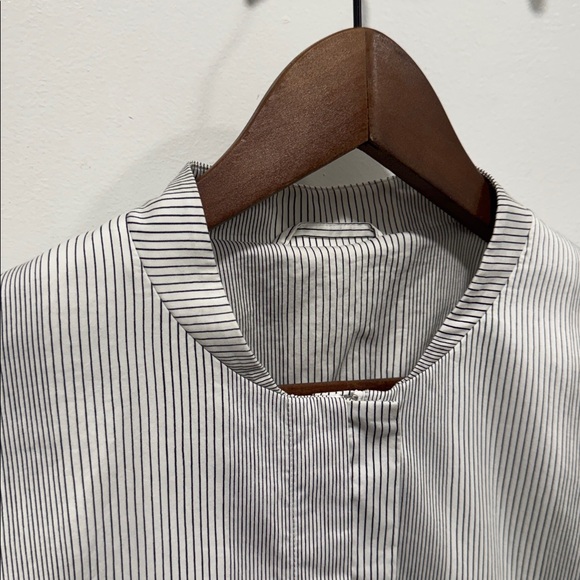 COS
Boxy Striped Jacket - Picture 10 of 16